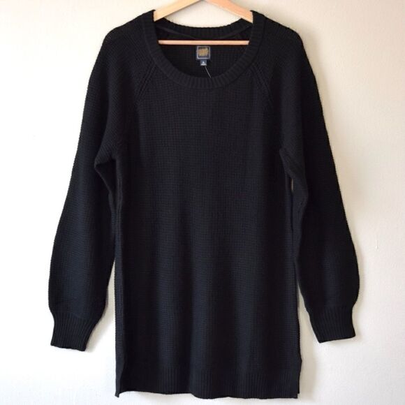 GAP True Soft Textured Crewneck Sweater, Black, Size Large - Picture 4 of 11